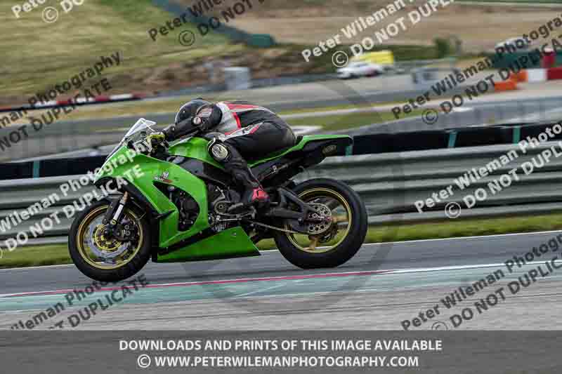 cadwell no limits trackday;cadwell park;cadwell park photographs;cadwell trackday photographs;enduro digital images;event digital images;eventdigitalimages;navarra;no limits trackdays;peter wileman photography;racing digital images;trackday digital images;trackday photos